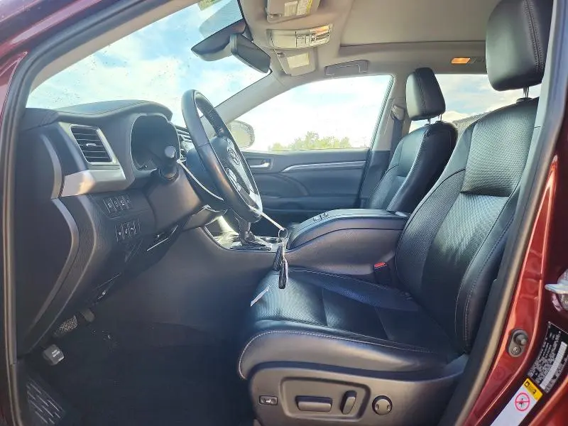 2019 TOYOTA HIGHLANDER LIMITED PLATINUM  