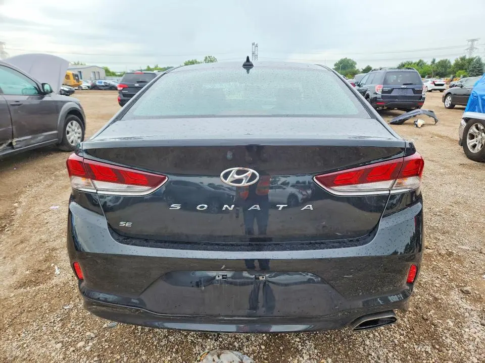2018 HYUNDAI SONATA SE  