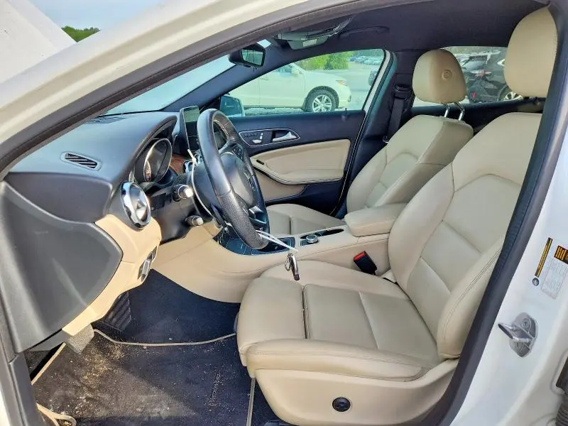 2020 MERCEDES-BENZ GLA 250  