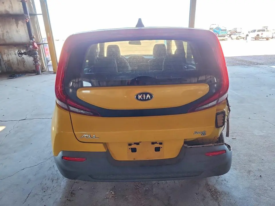 2020 KIA SOUL LX  