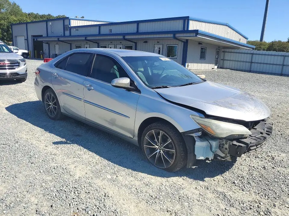 2015 TOYOTA CAMRY XSE V6  