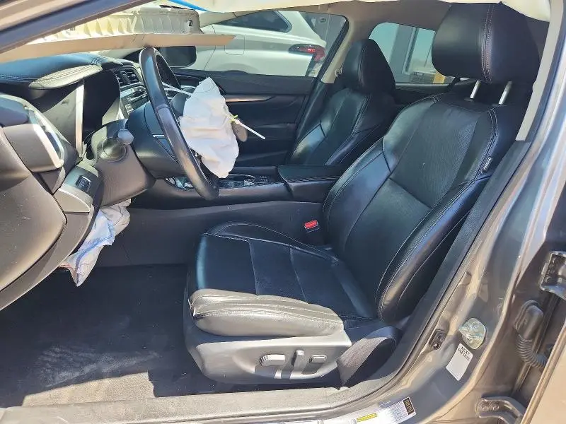 2020 NISSAN MAXIMA SV  