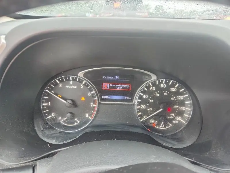 2017 NISSAN PATHFINDER SV  