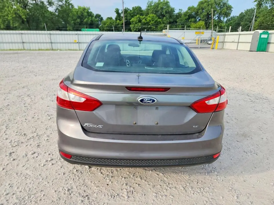 2012 FORD FOCUS SE  