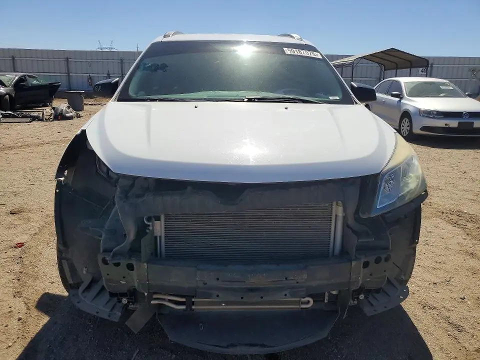 2016 CHEVROLET TRAVERSE LS  