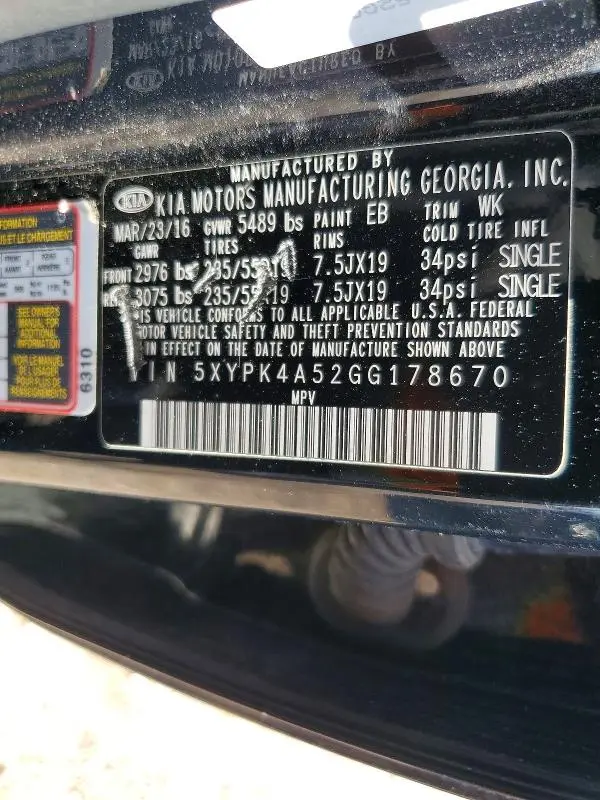 2016 KIA SORENTOSXL   
