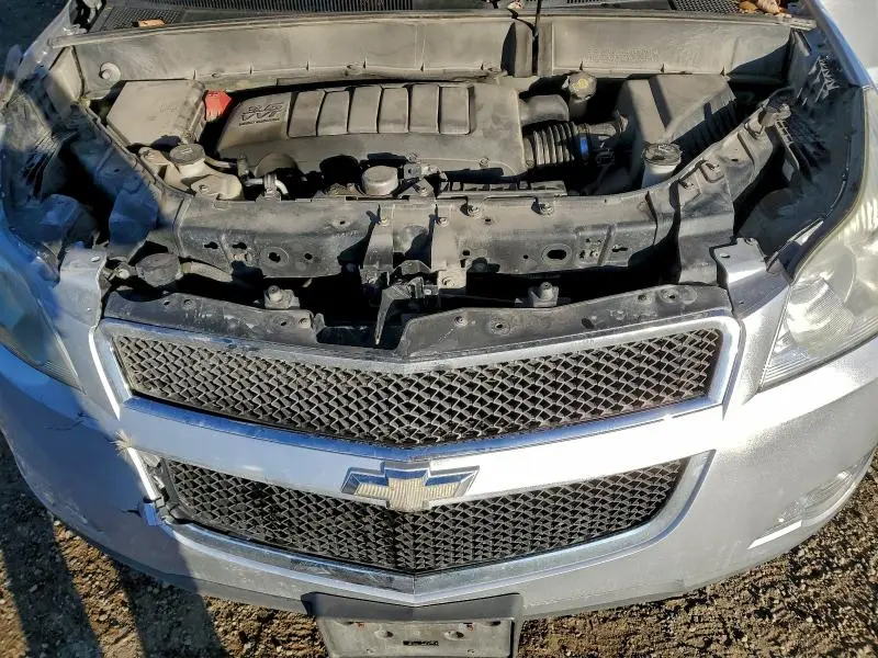 2011 CHEVROLET TRAVERSE LT  