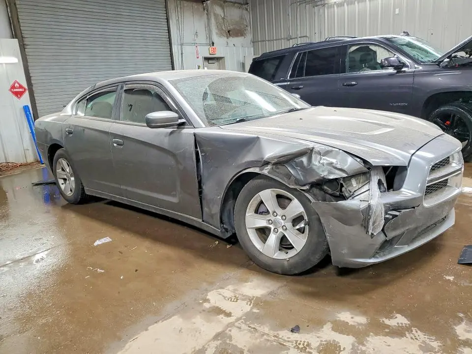 2012 DODGE CHARGER SXT  