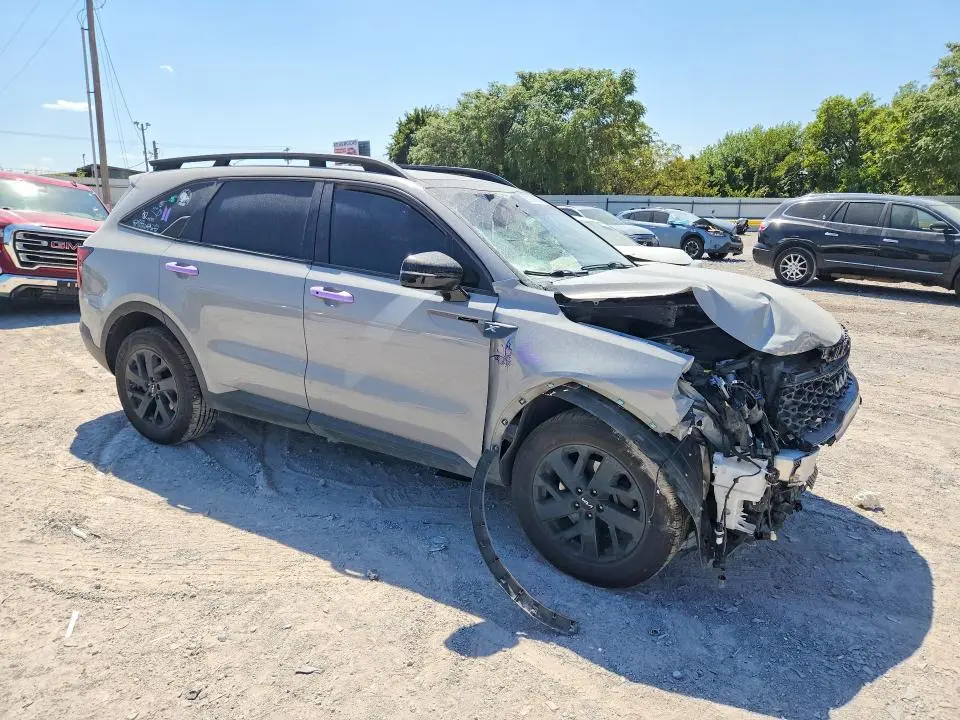 2023 KIA SORENTO S  