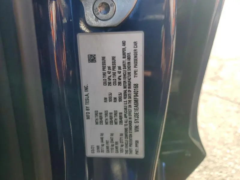 2021 TESLA MODEL 3   