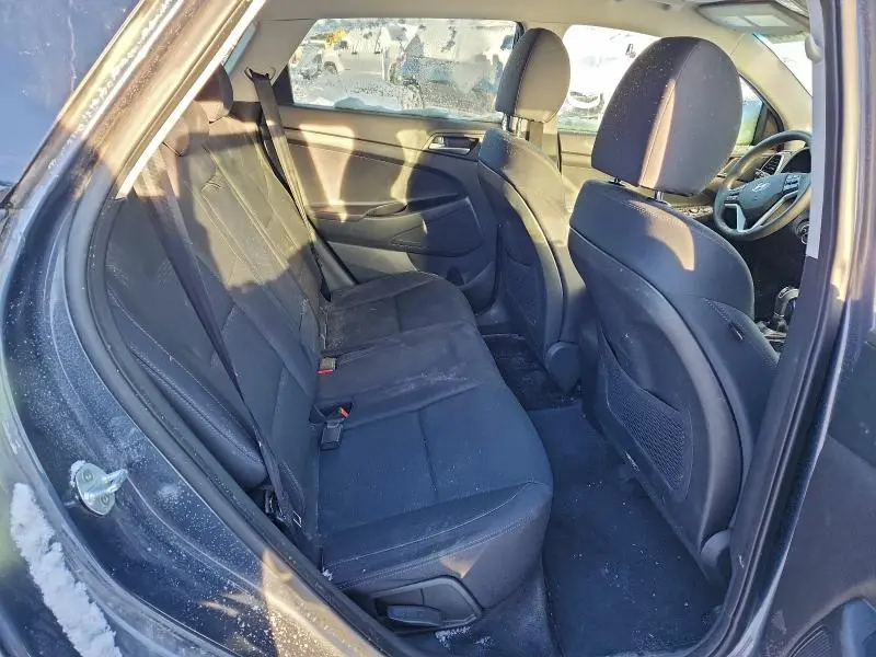 2020 HYUNDAI TUCSON SE  