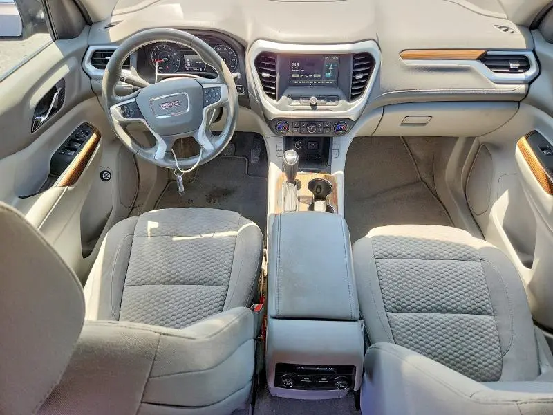 2017 GMC ACADIA SLE  