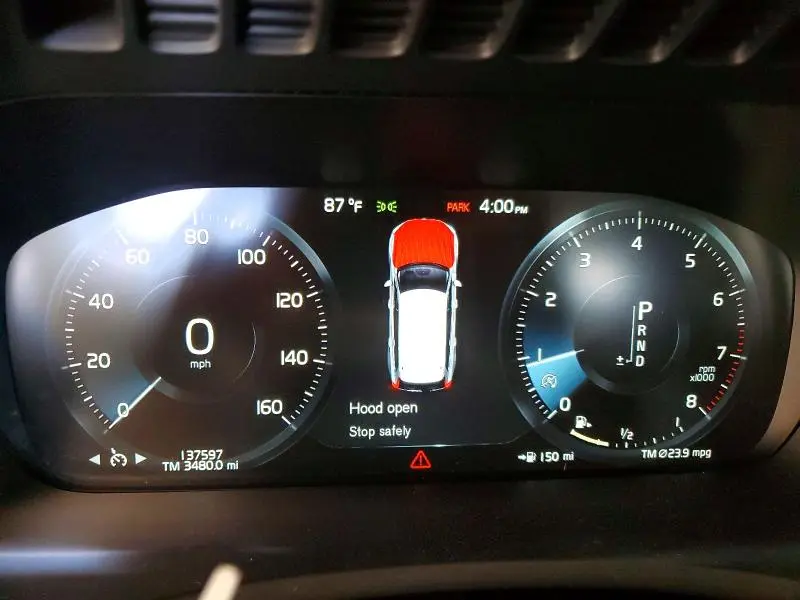 2016 VOLVO XC90 T6  