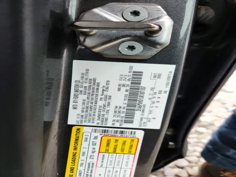 2018 FORD FUSION SE  