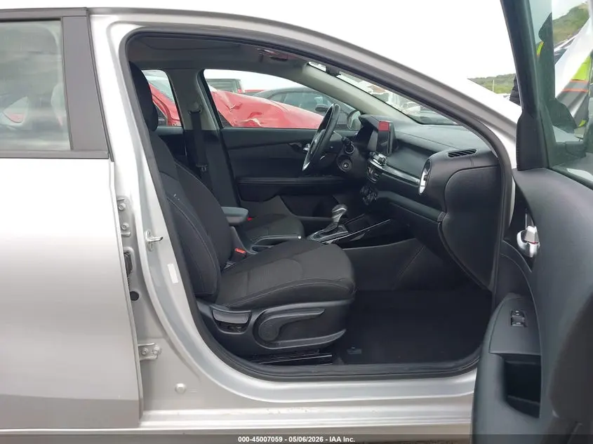 2019 KIA FORTE S