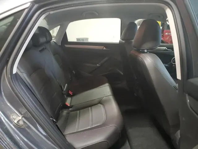 2020 VOLKSWAGEN PASSAT SE  