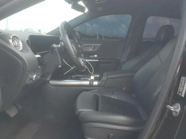 2021 MERCEDES-BENZ GLA 250  