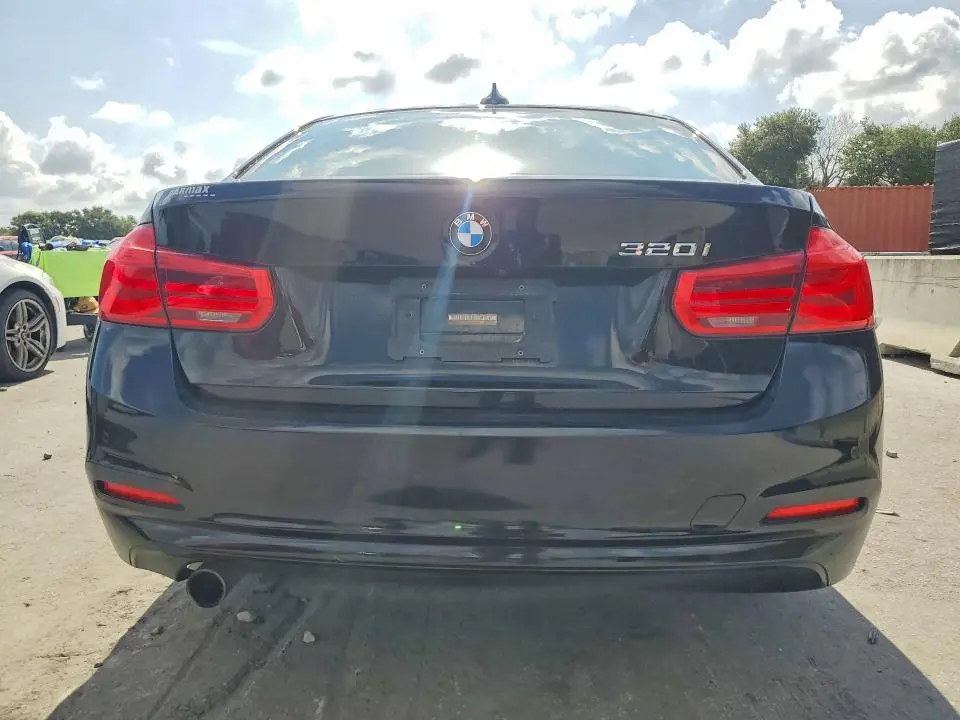 2016 BMW 320 I  