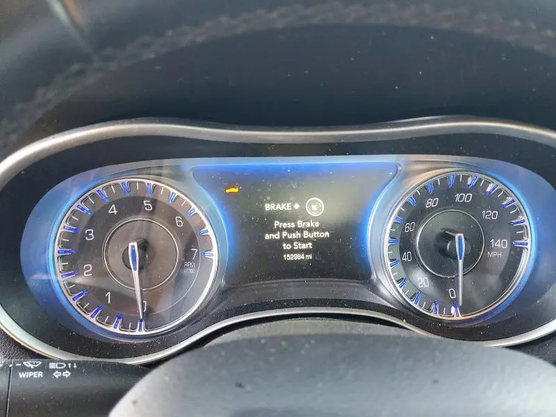 2016 CHRYSLER 300 LIMITED  