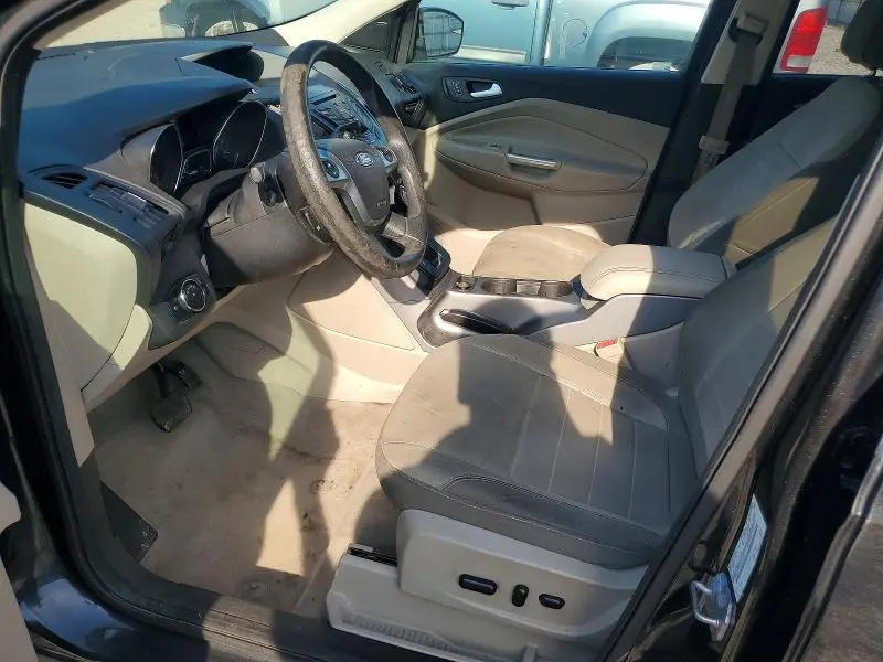 2015 FORD ESCAPE SE  
