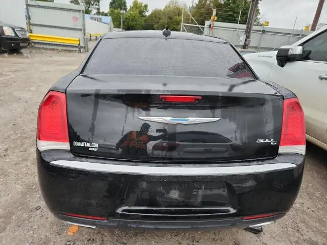 2017 CHRYSLER 300C   
