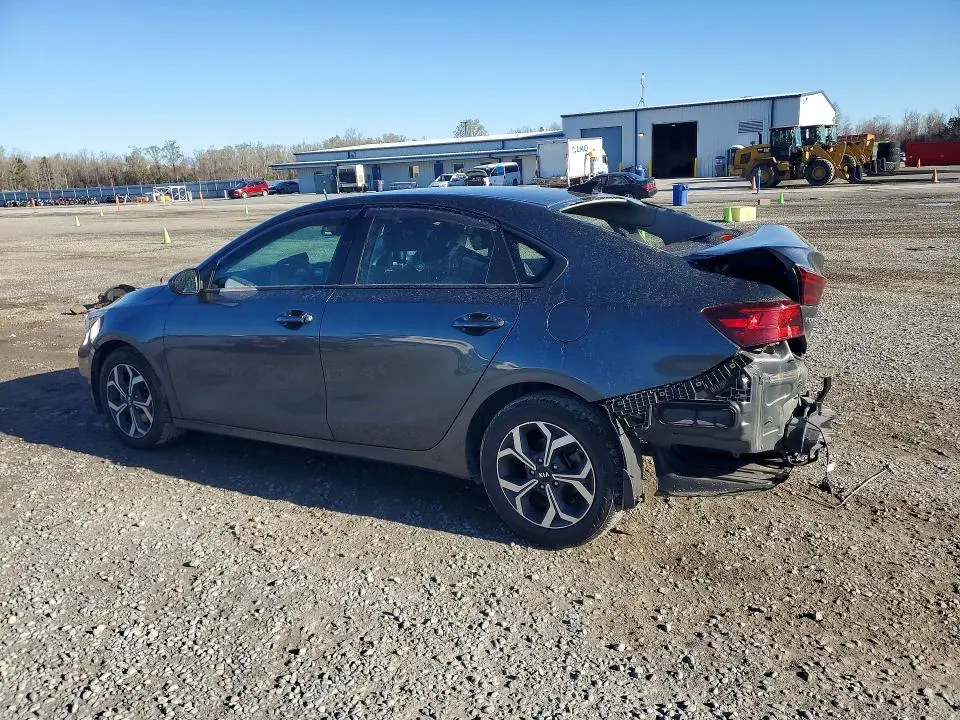 2021 KIA FORTE LXS  