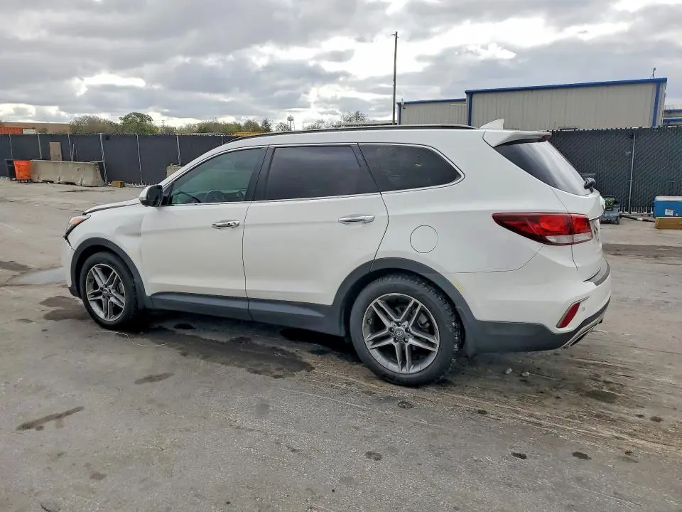 2017 HYUNDAI SANTA FE   