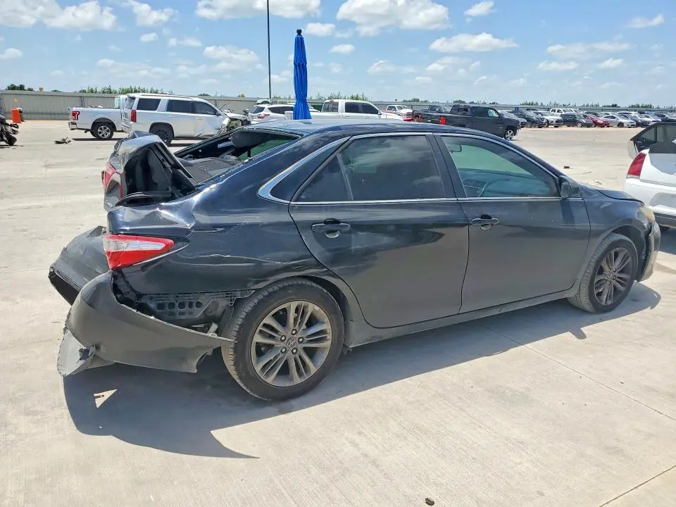 2016 TOYOTA CAMRY   