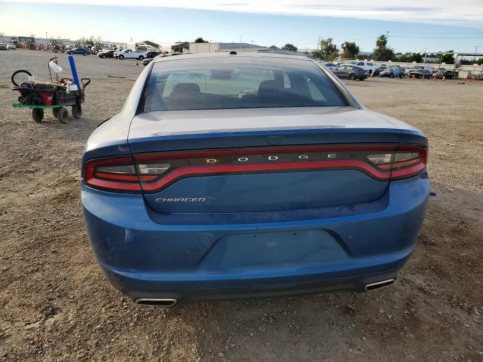 2022 DODGE CHARGER SXT  