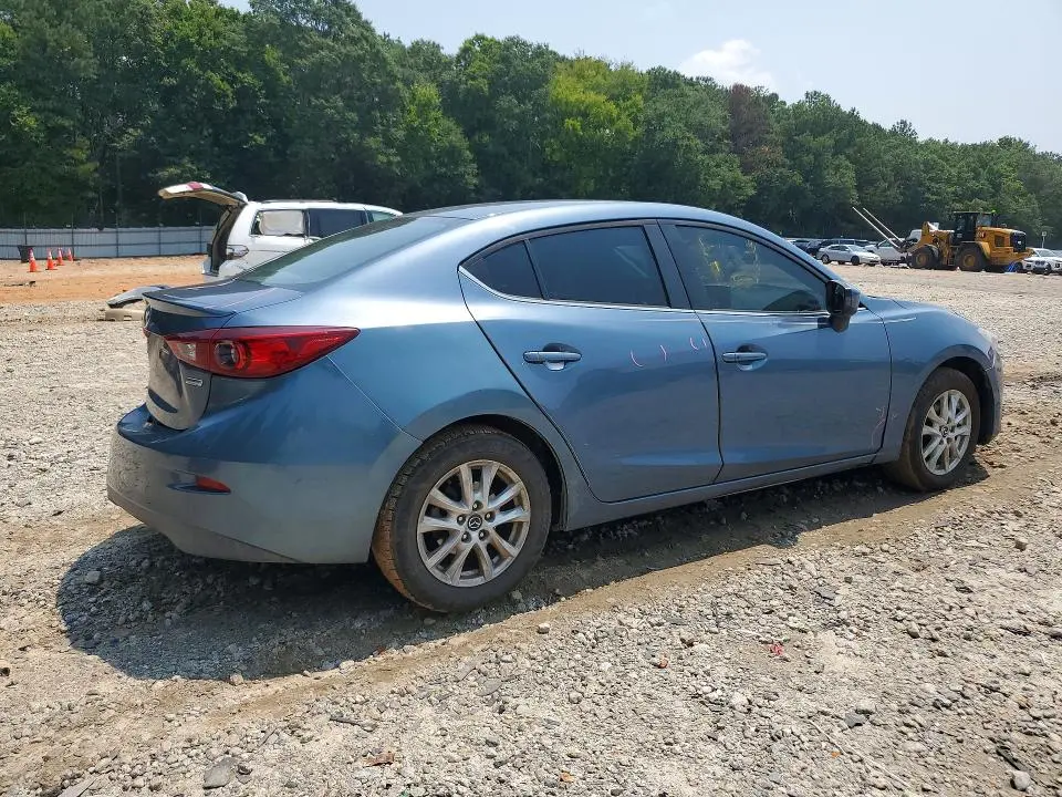 2015 MAZDA 3 TOURING  