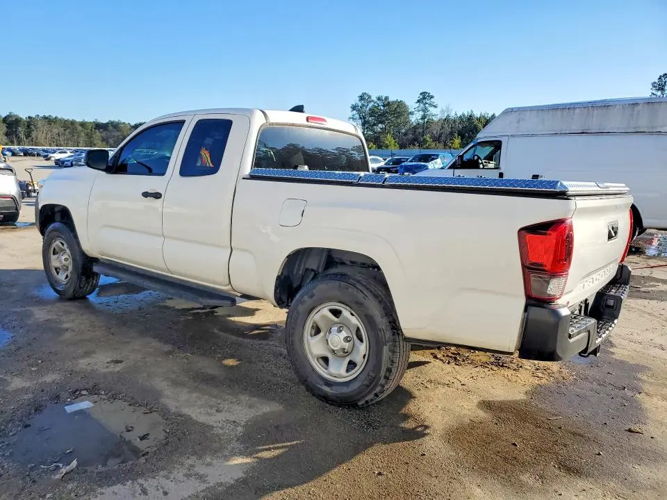 2023 TOYOTA TACOMA SR  