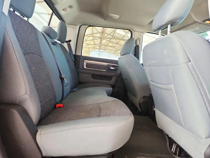 2017 RAM 1500 SLT  