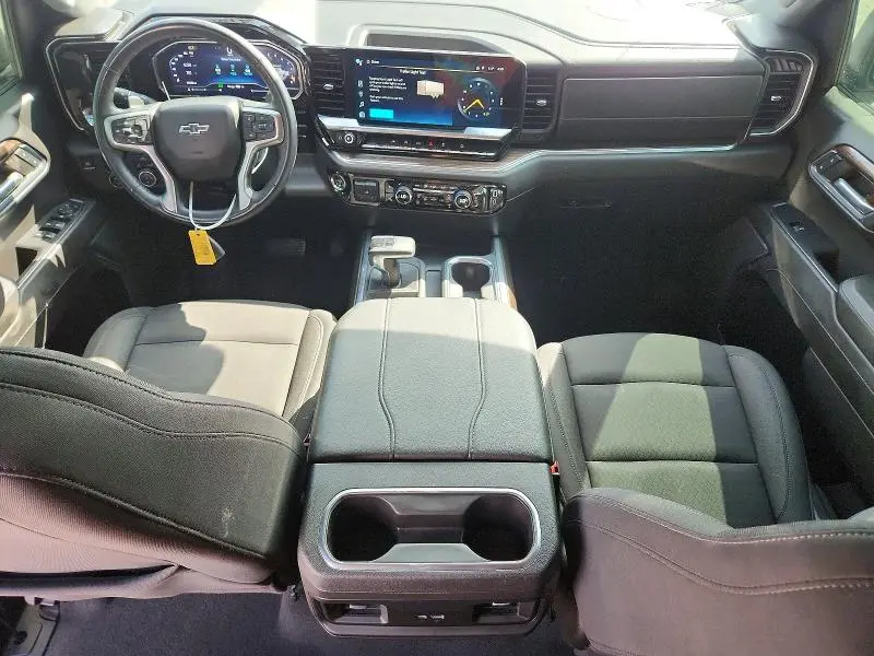 2024 CHEVROLET SILVERADO K1500 LT TRAIL BOSS  