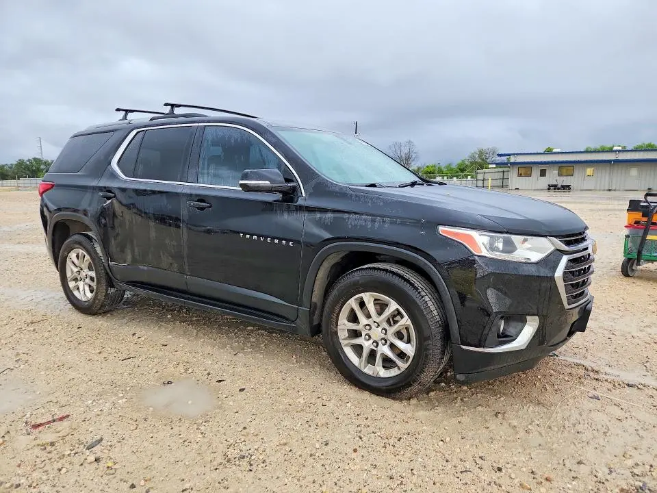 2018 CHEVROLET TRAVERSE LT  