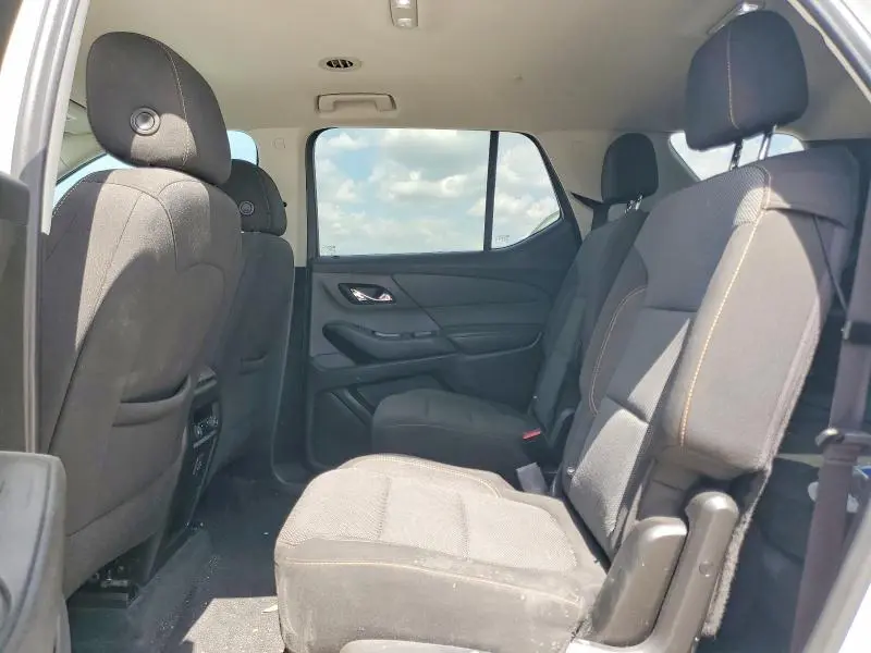 2021 CHEVROLET TRAVERSE LT  