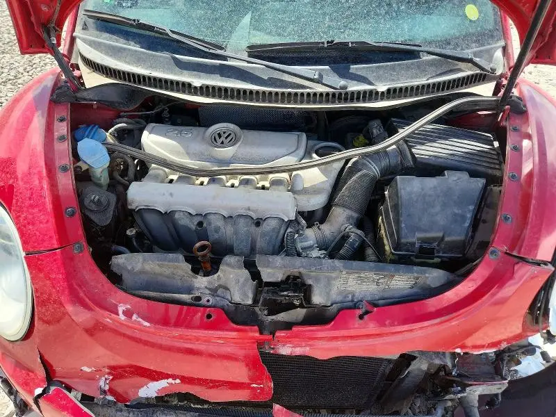 2010 VOLKSWAGEN NEW BEETLE   