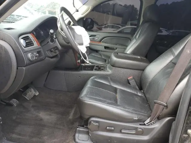 2011 CHEVROLET AVALANCHE LT  