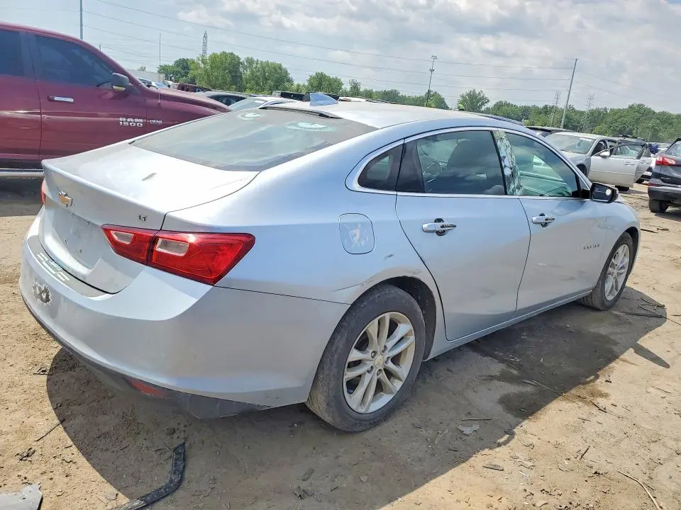 2017 CHEVROLET MALIBU LT  