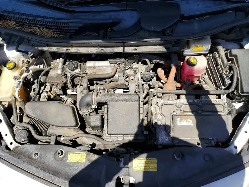 2013 TOYOTA PRIUS V THREE  