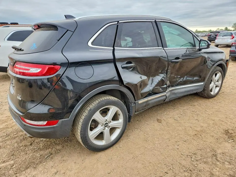 2015 LINCOLN MKC   