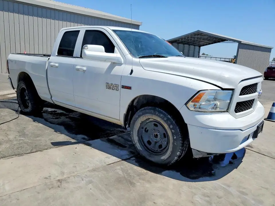 2016 RAM 1500 ST  