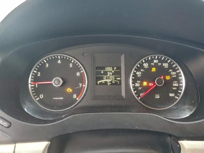 2012 VOLKSWAGEN JETTA SE  