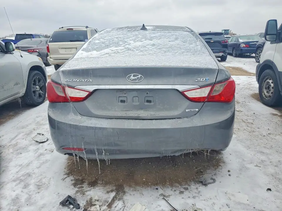 2013 HYUNDAI SONATA SE  
