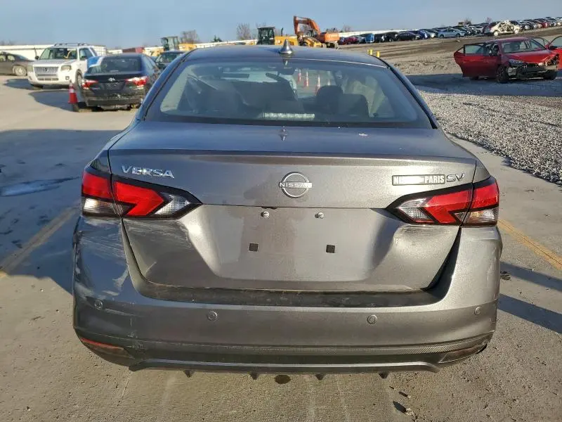2024 NISSAN VERSA SV  