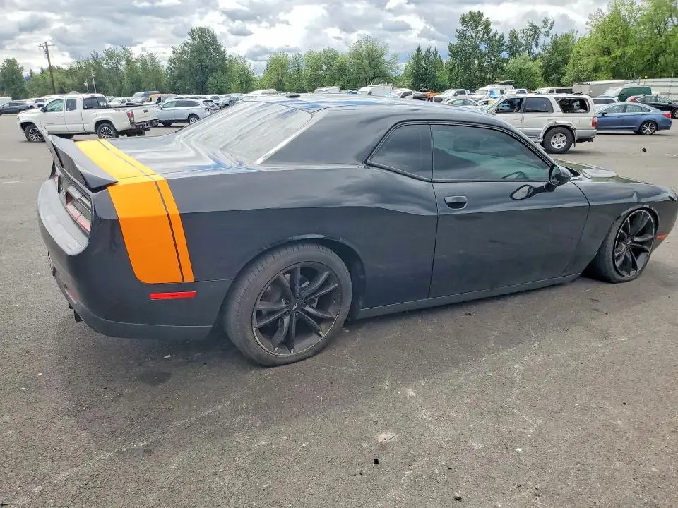 2017 DODGE CHALLENGER SXT  