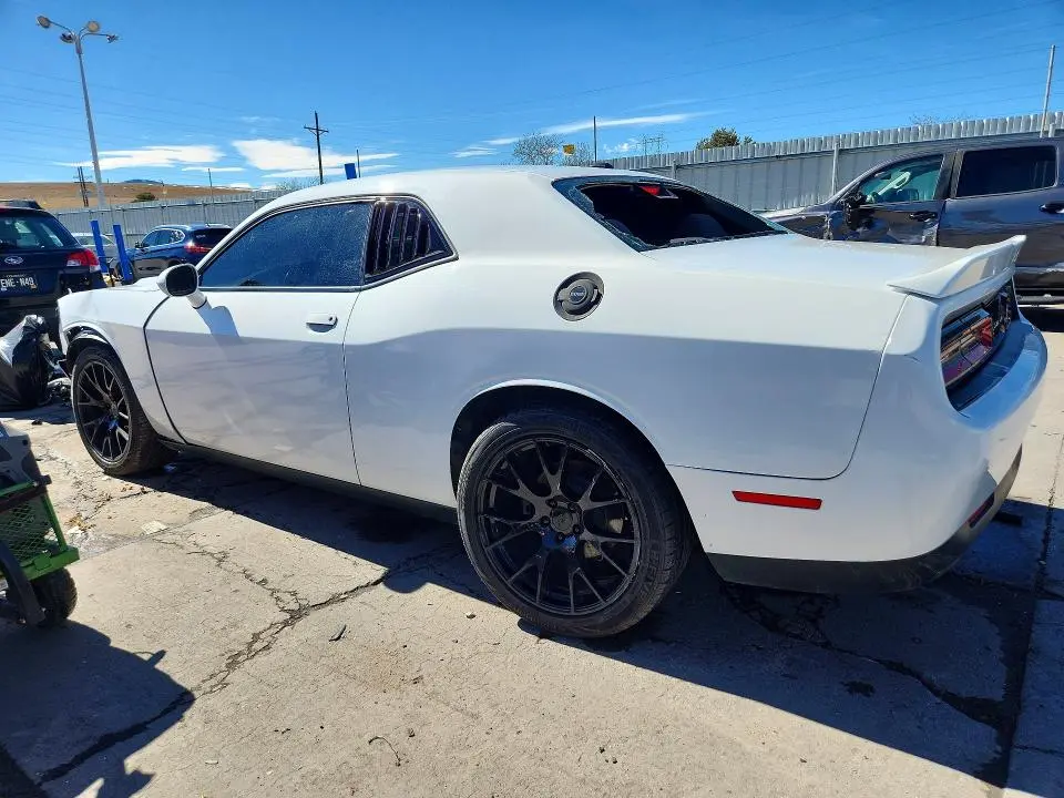 2020 DODGE CHALLENGER SXT  