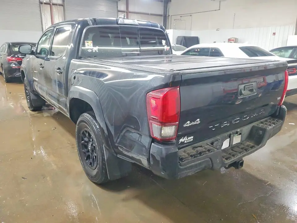 2020 TOYOTA TACOMA SR5 V6  