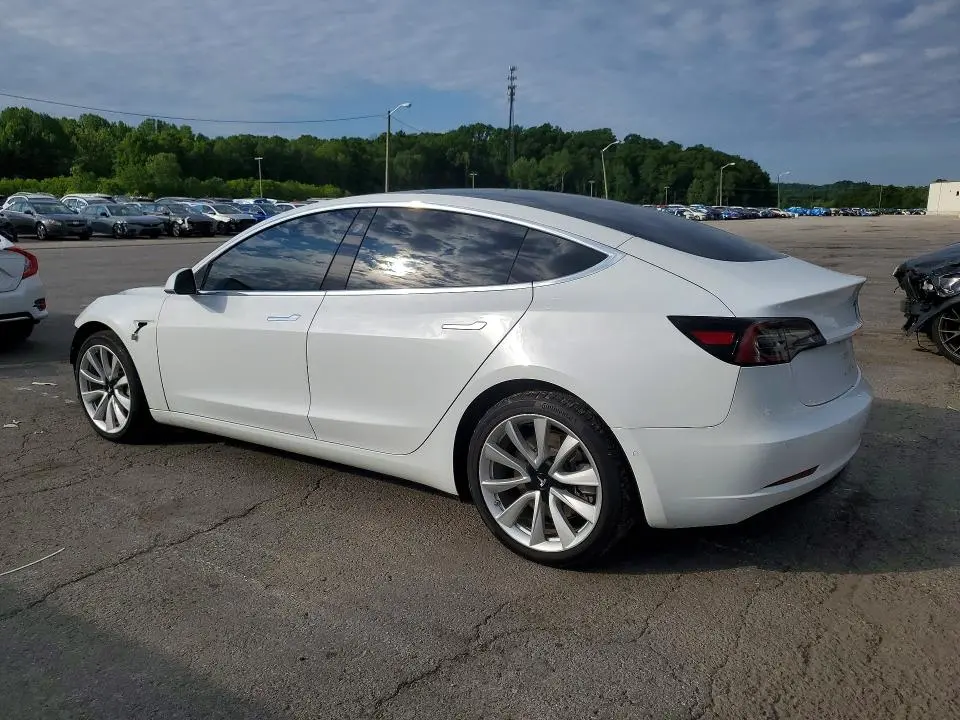 2018 TESLA MODEL 3   