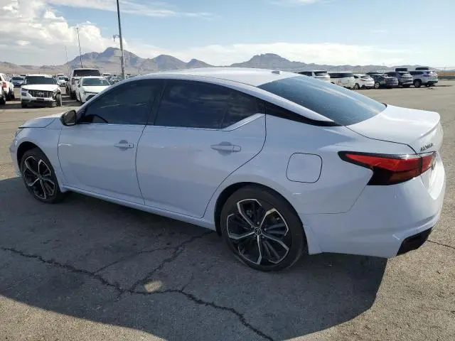 2024 NISSAN ALTIMA SR  