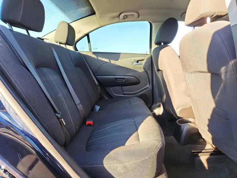 2016 CHEVROLET SONIC LT  
